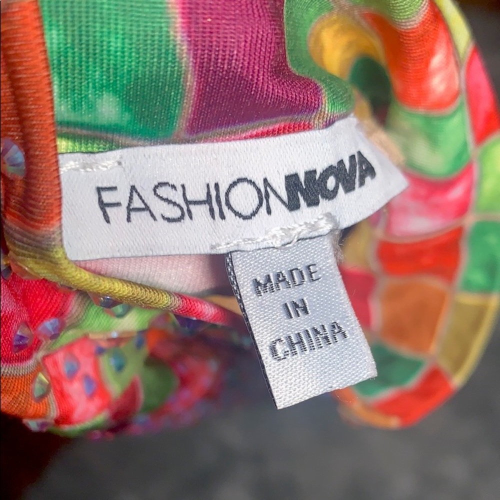 FASHIONNOVA•Colorful bright romper🌈 - Picture 4 of 4